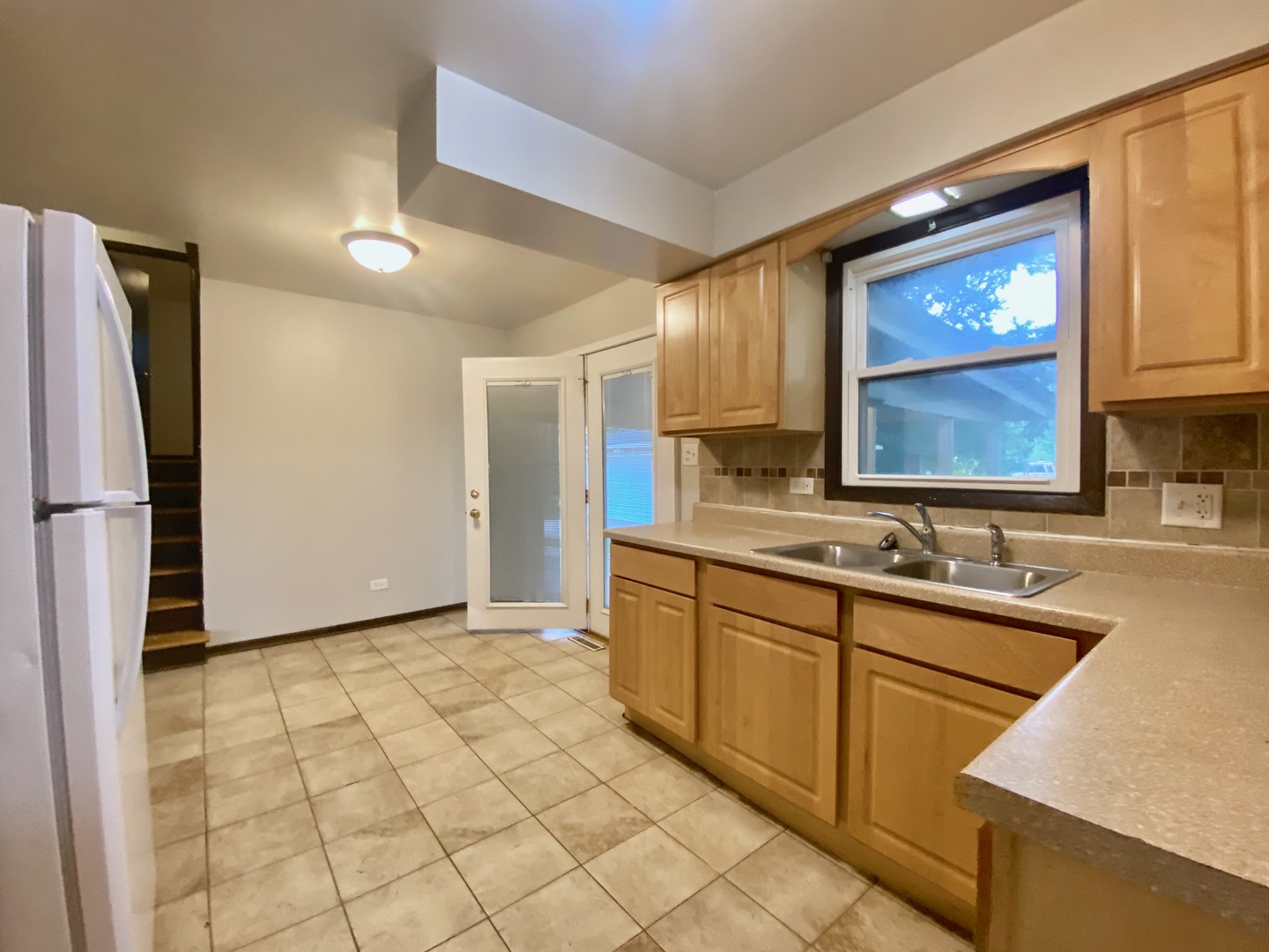16428 Wabash Avenue Property Photo 7