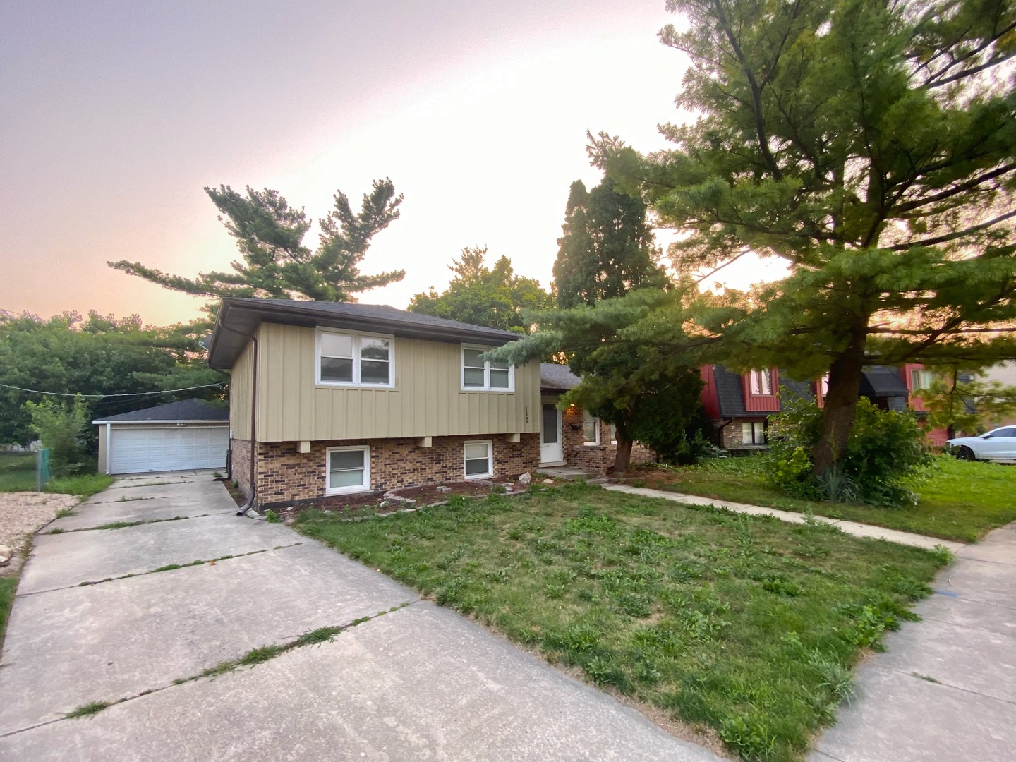 16428 Wabash Avenue Property Photo 27