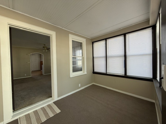 272 S Forest Avenue Property Photo 4