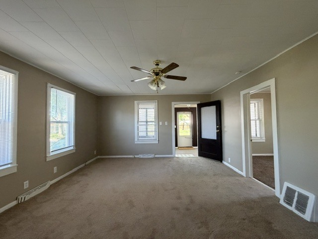272 S Forest Avenue Property Photo 6