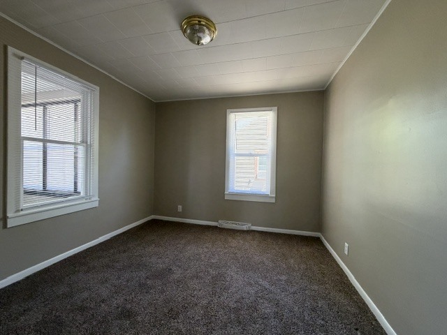 272 S Forest Avenue Property Photo 8