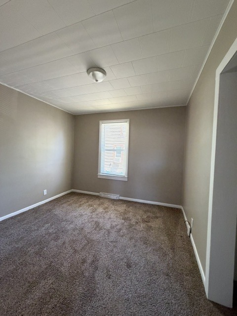 272 S Forest Avenue Property Photo 17