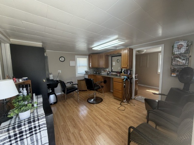 272 S Forest Avenue Property Photo 26