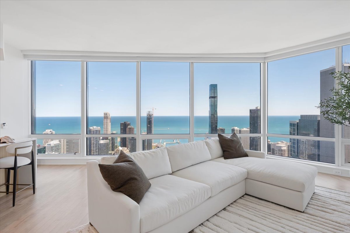 401 N Wabash Avenue 61g Property Photo 8