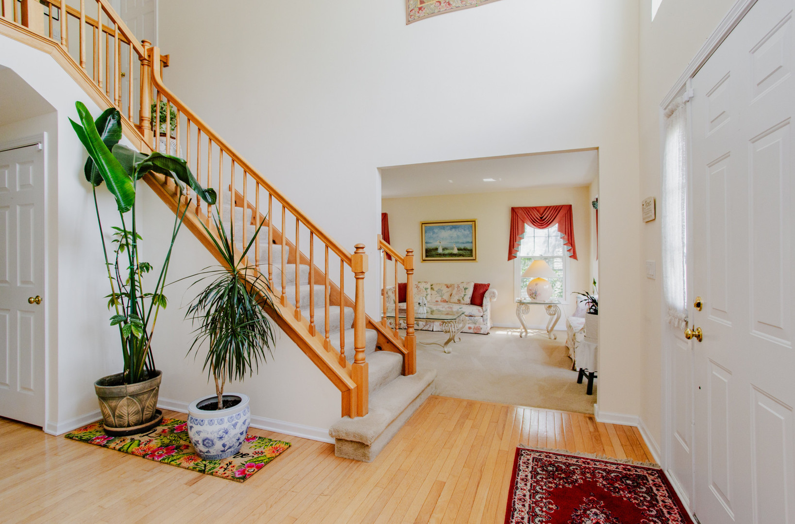 1438 Della Drive Property Photo 8