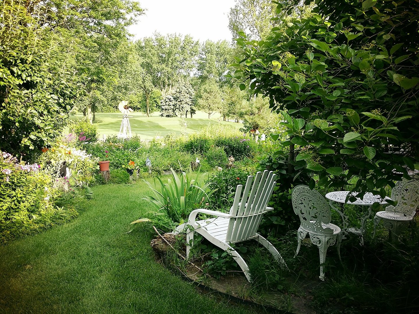 1438 Della Drive Property Photo 44