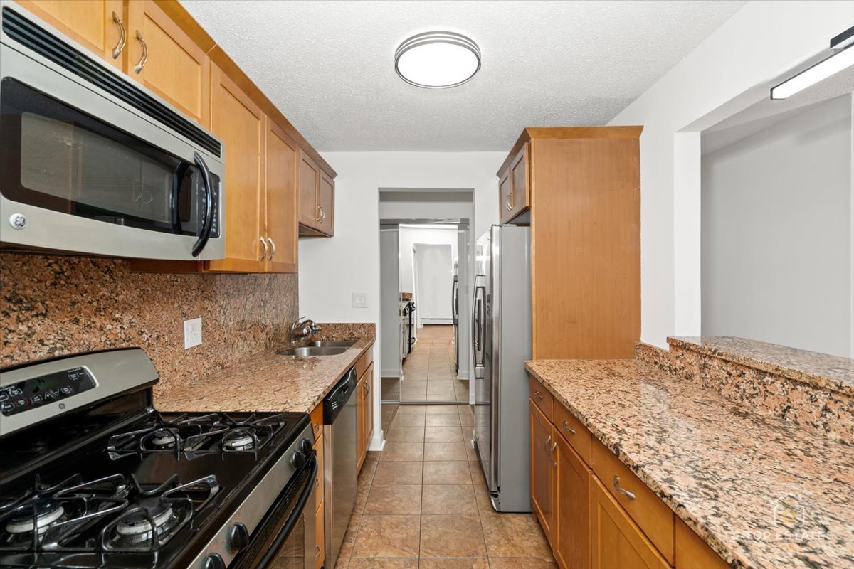 1107 S Old Wilke Road 208 Property Photo 17