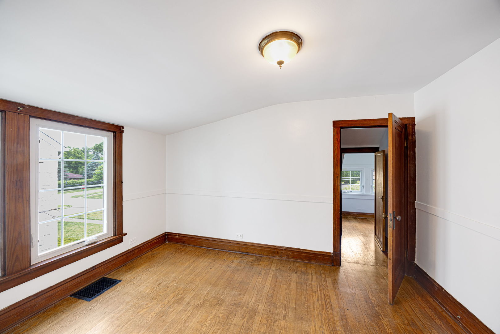 239 Burchell Avenue Property Photo 8