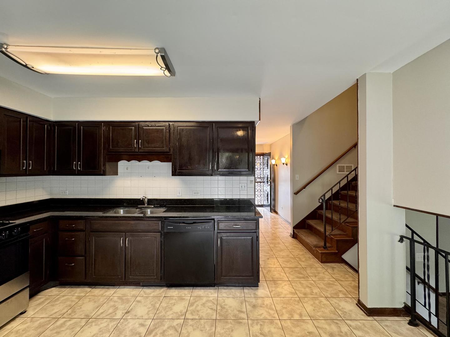 17945 Maple Street Property Photo 18