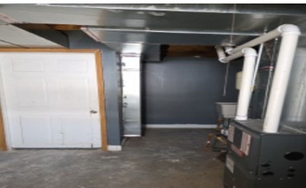 366 Luella Avenue Property Photo 17