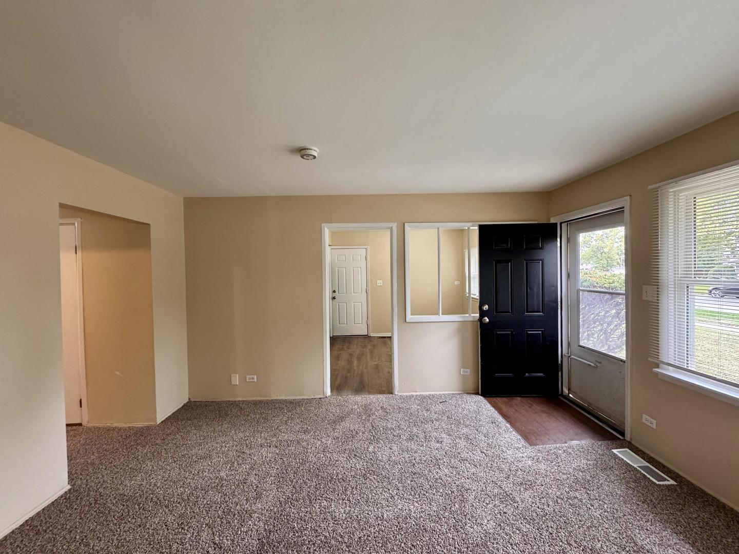 14708 Shepard Drive Property Photo 4