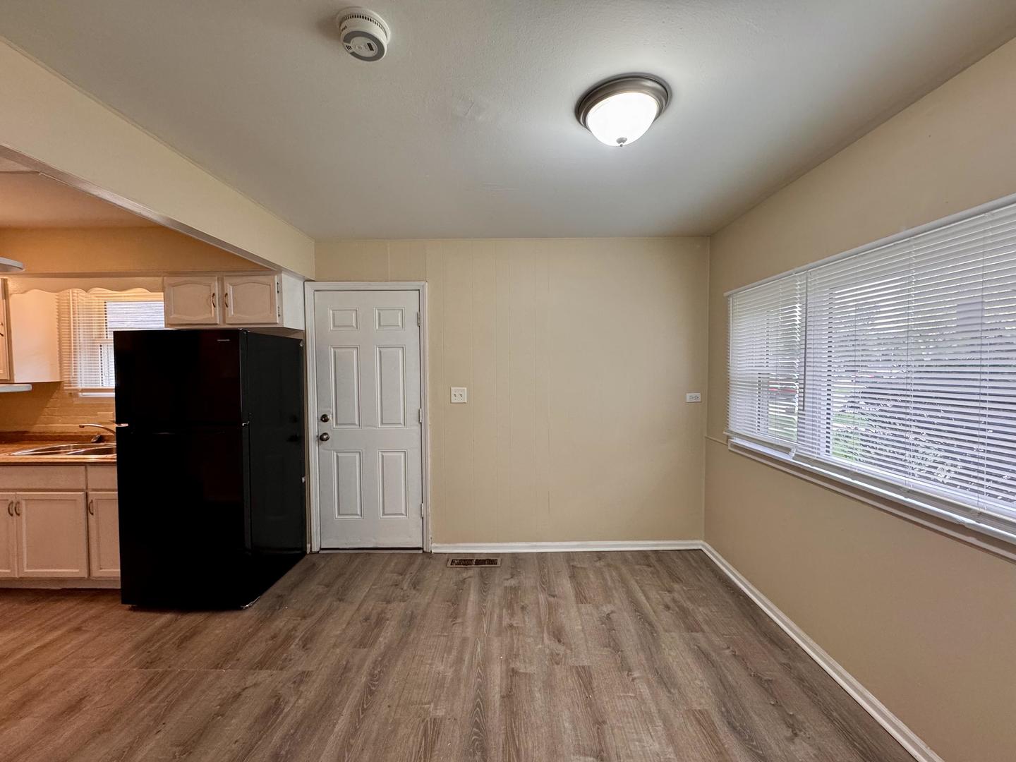 14708 Shepard Drive Property Photo 6