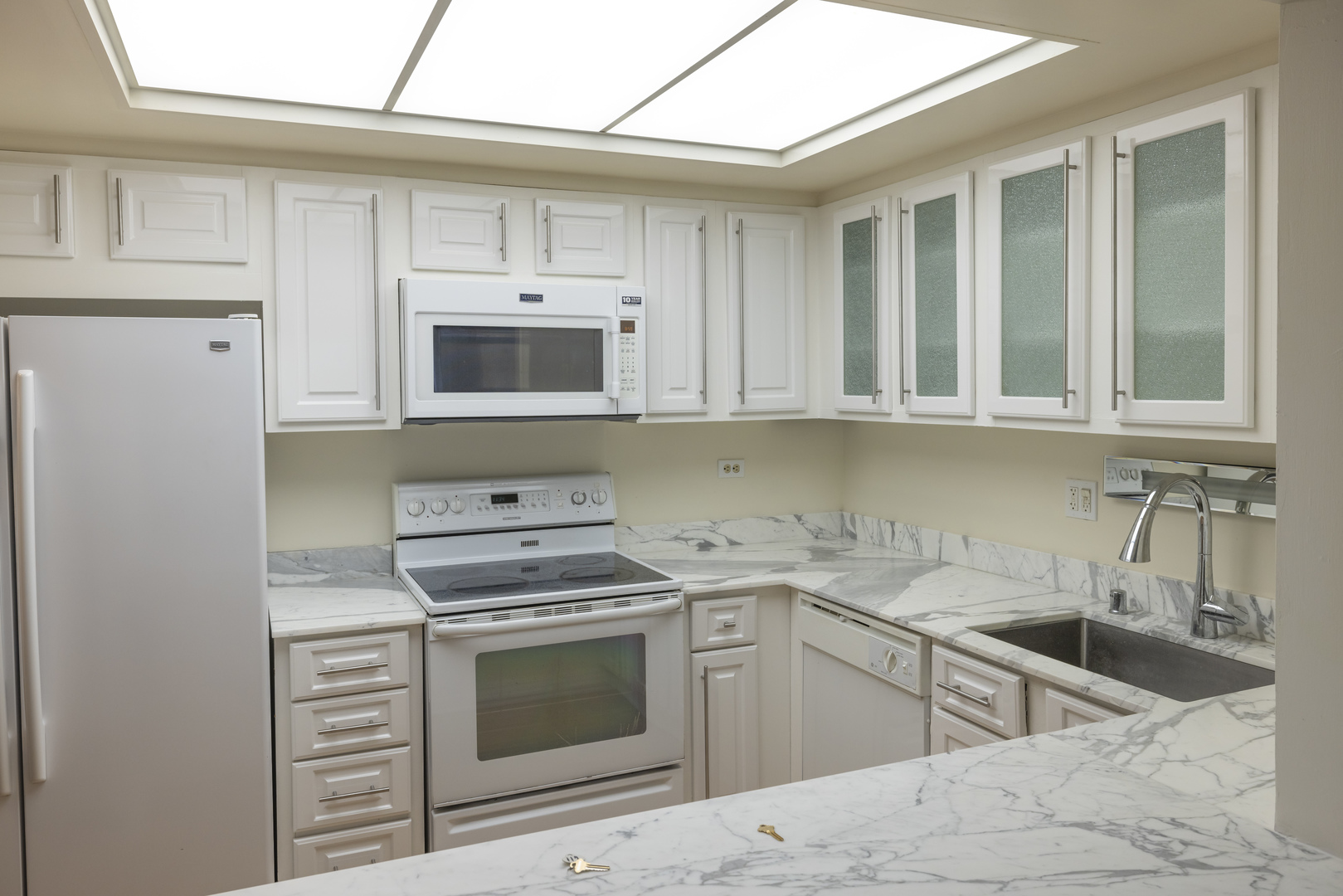 155 N Harbor Drive 1806 Property Photo 5