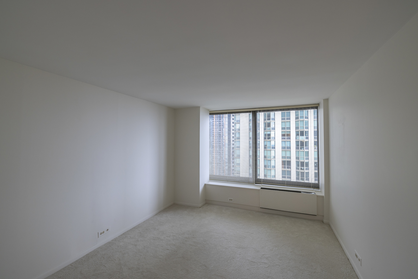 155 N Harbor Drive 1806 Property Photo 9