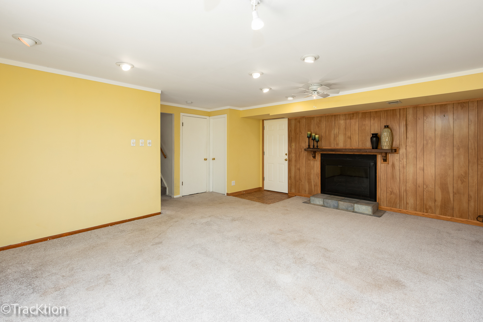 518 Whitehall Way Property Photo 13
