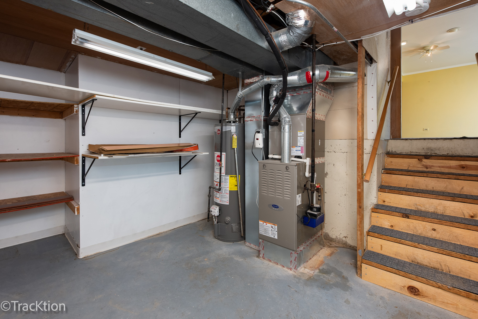 518 Whitehall Way Property Photo 16