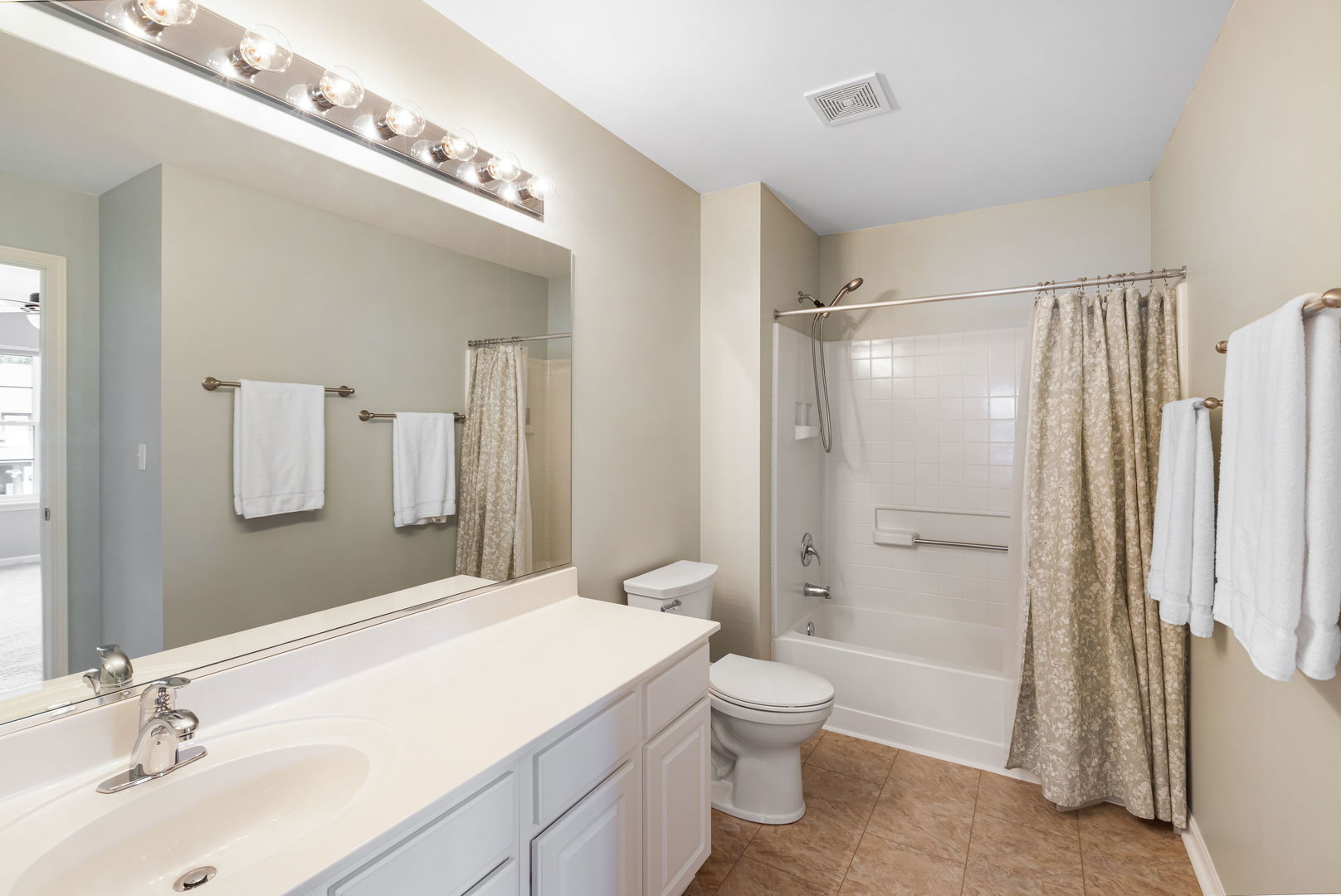 1675 Seaton Lane Property Photo 16