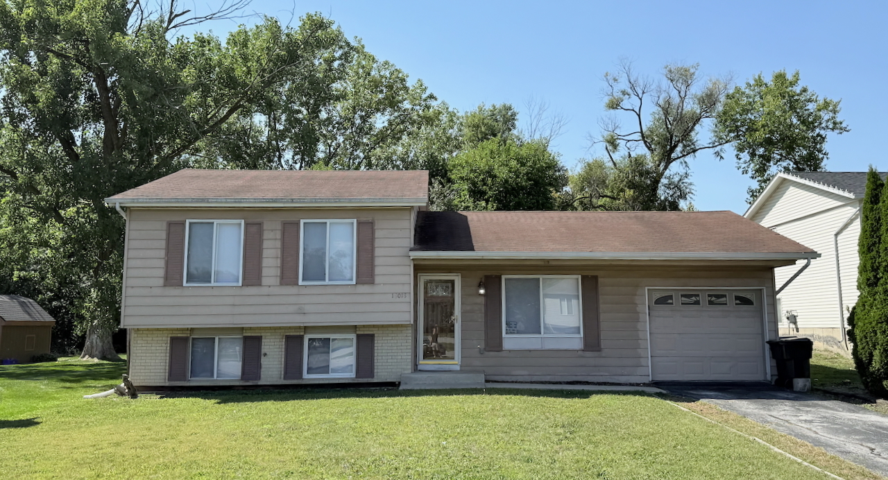 18018 Chantilly Lane Property Photo 1