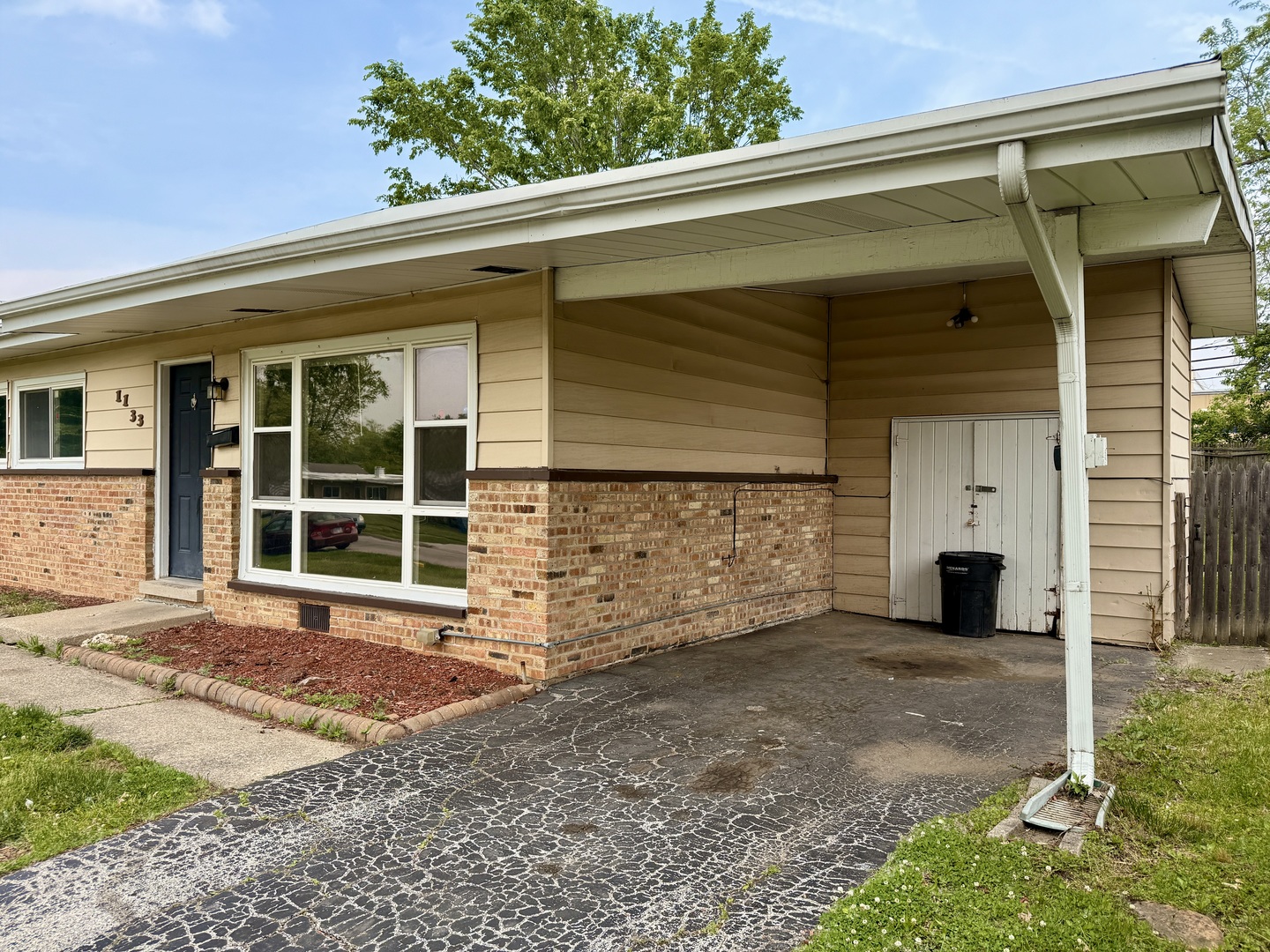 1133 Parkview Avenue Property Photo 2