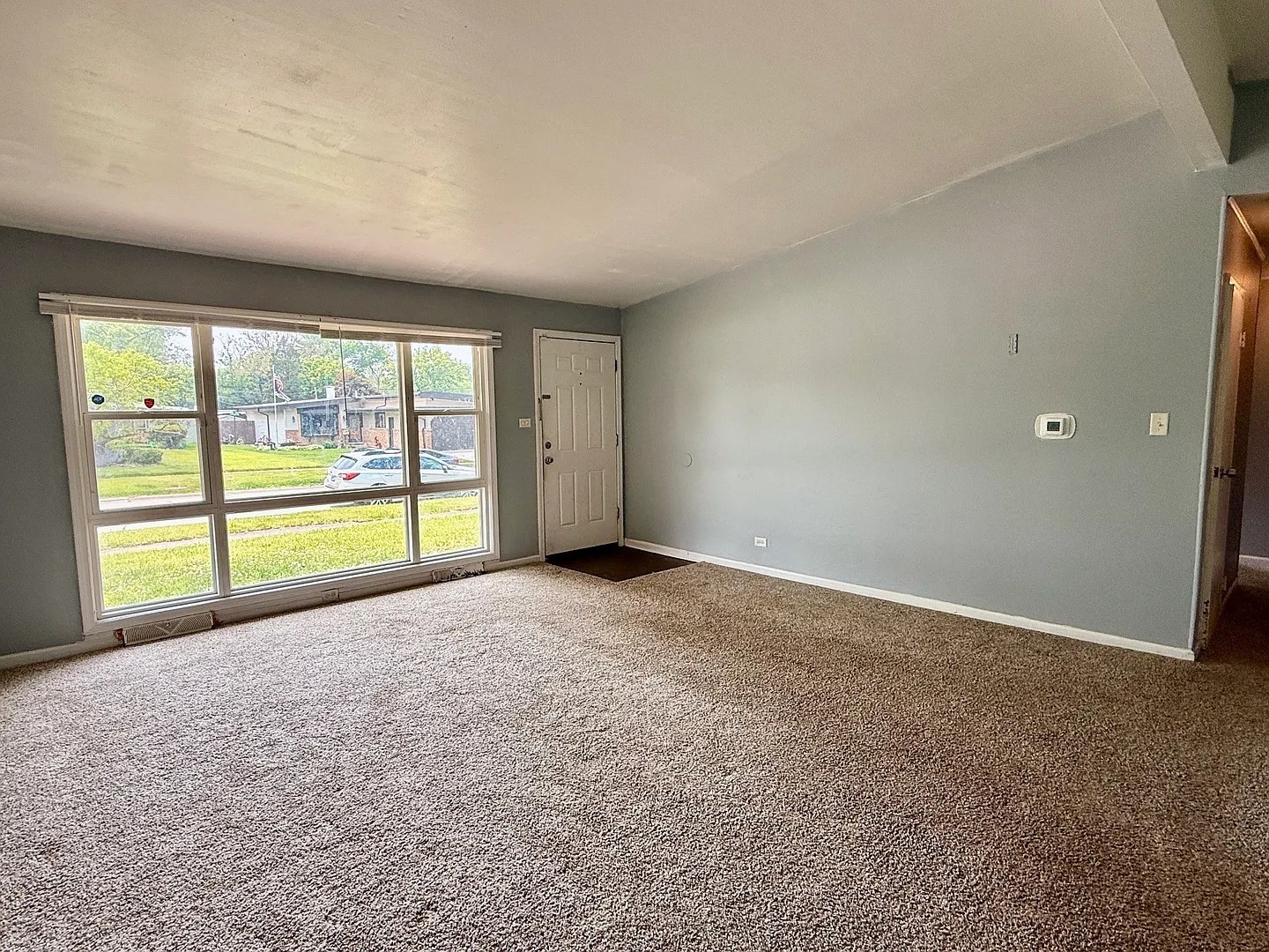 1133 Parkview Avenue Property Photo 4