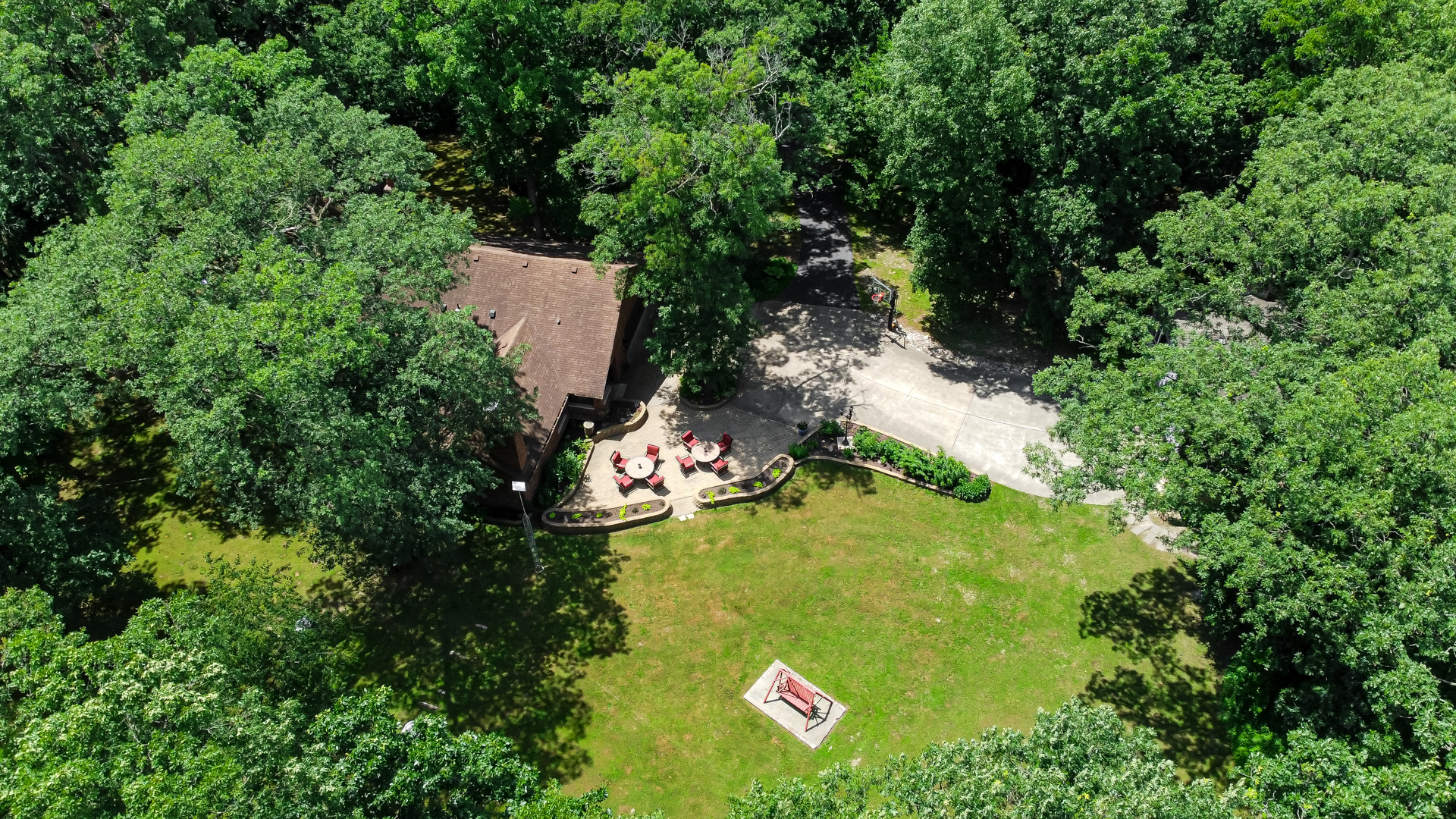 12881 White Oak Avenue Property Photo 3