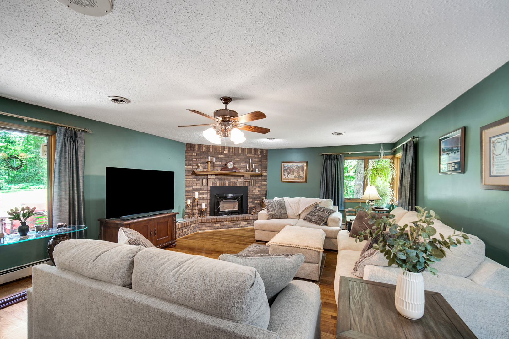 12881 White Oak Avenue Property Photo 15