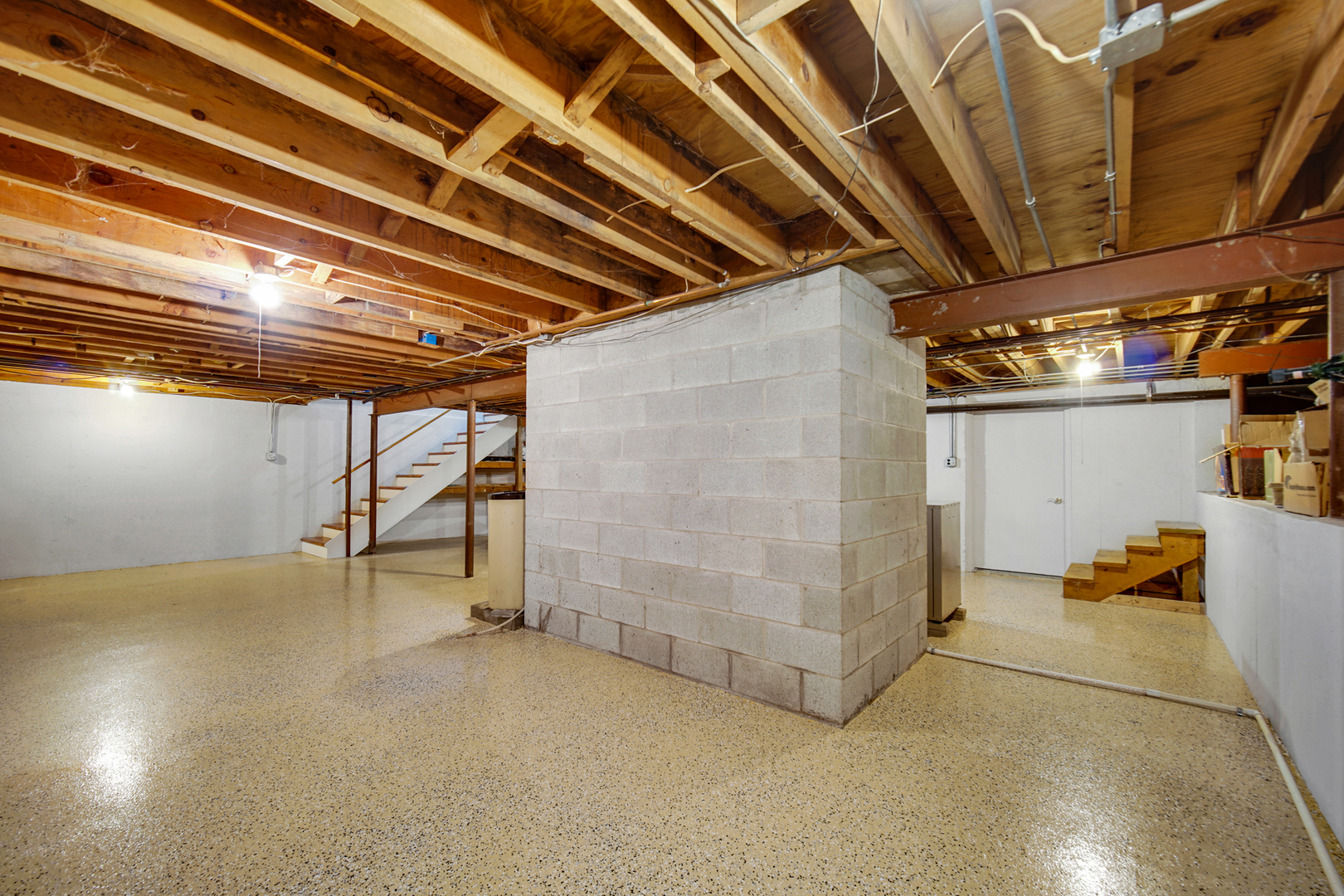 12881 White Oak Avenue Property Photo 26
