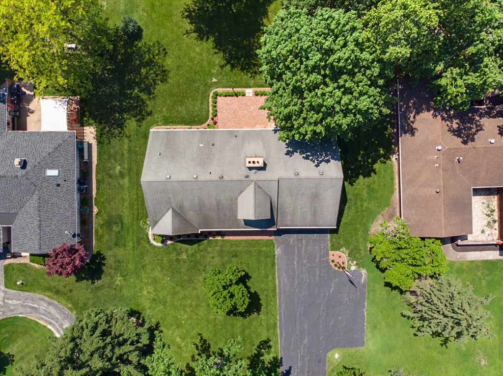 24364 S Volbrecht Road Property Photo 4