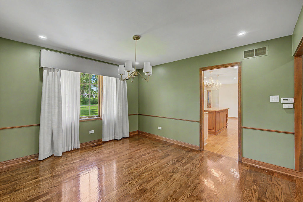 24364 S Volbrecht Road Property Photo 17