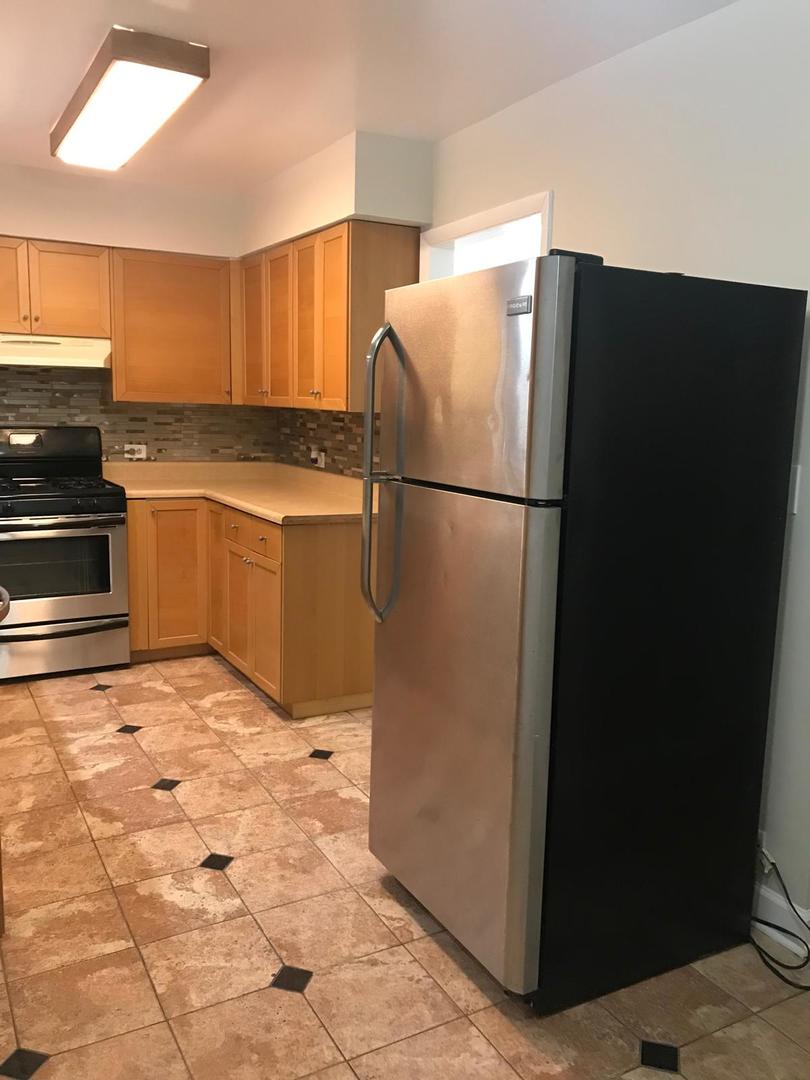 629 Breakers Point Property Photo 12