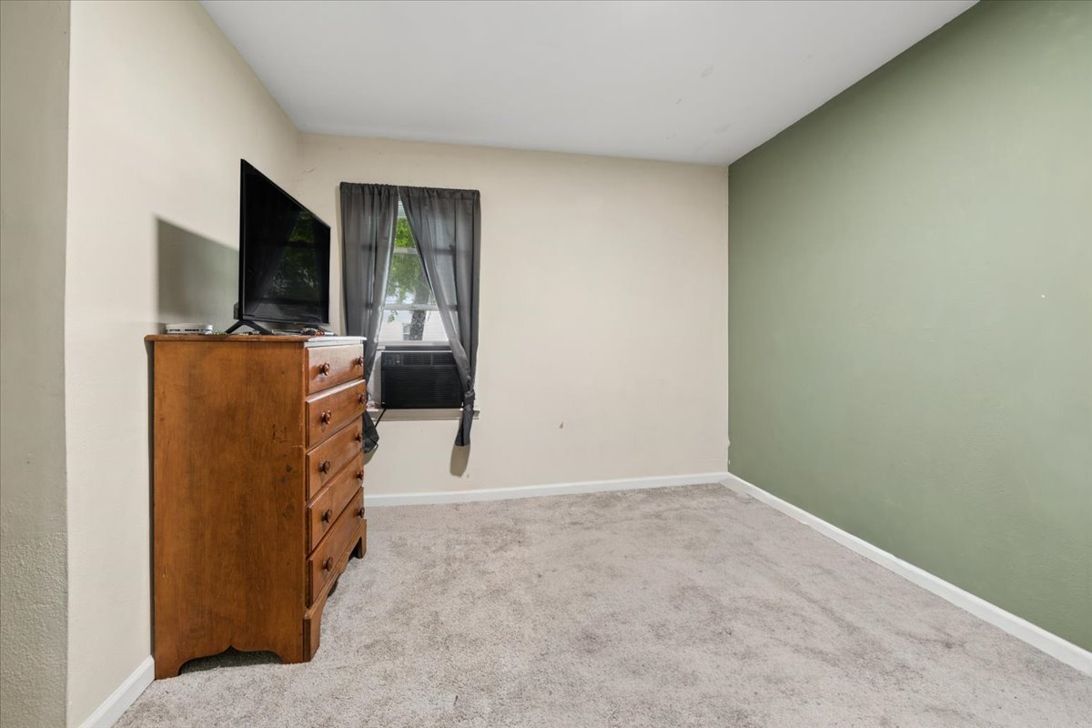 121 Davison Street Property Photo 7