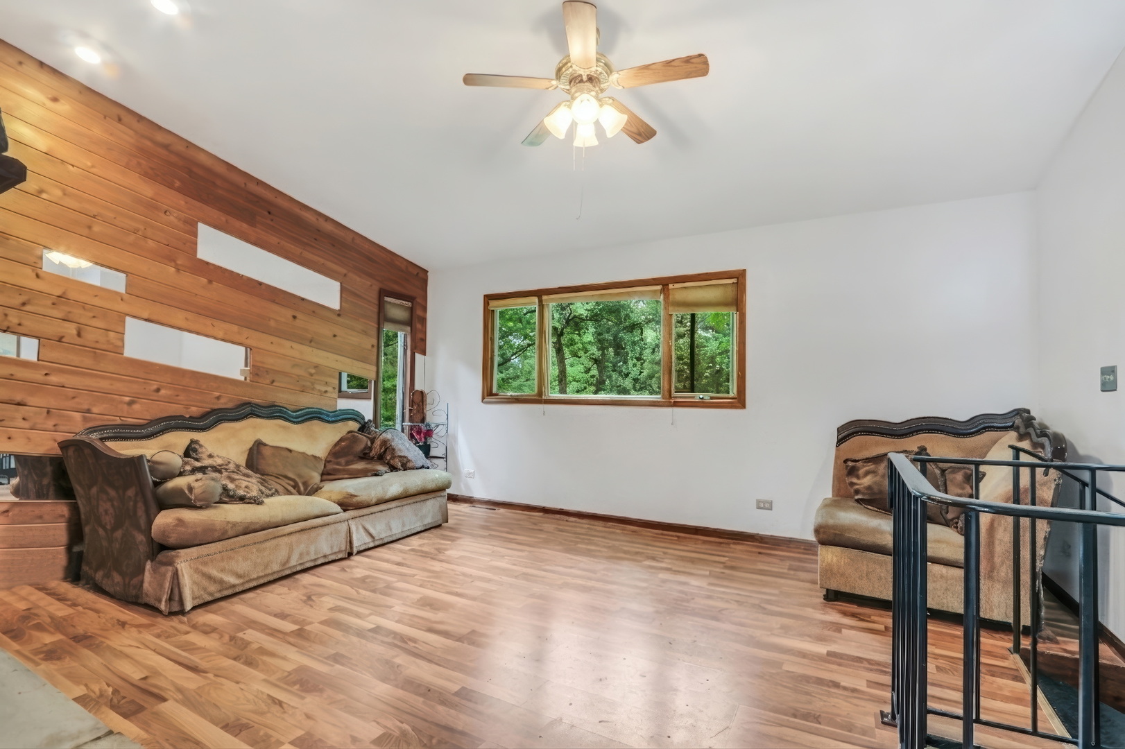 8615 Coral Road Property Photo 5