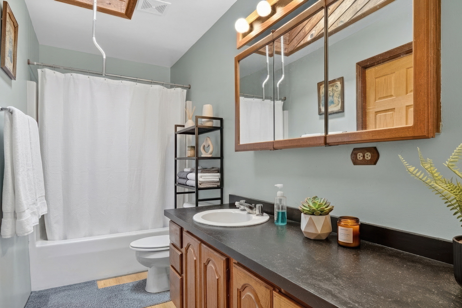 8615 Coral Road Property Photo 14