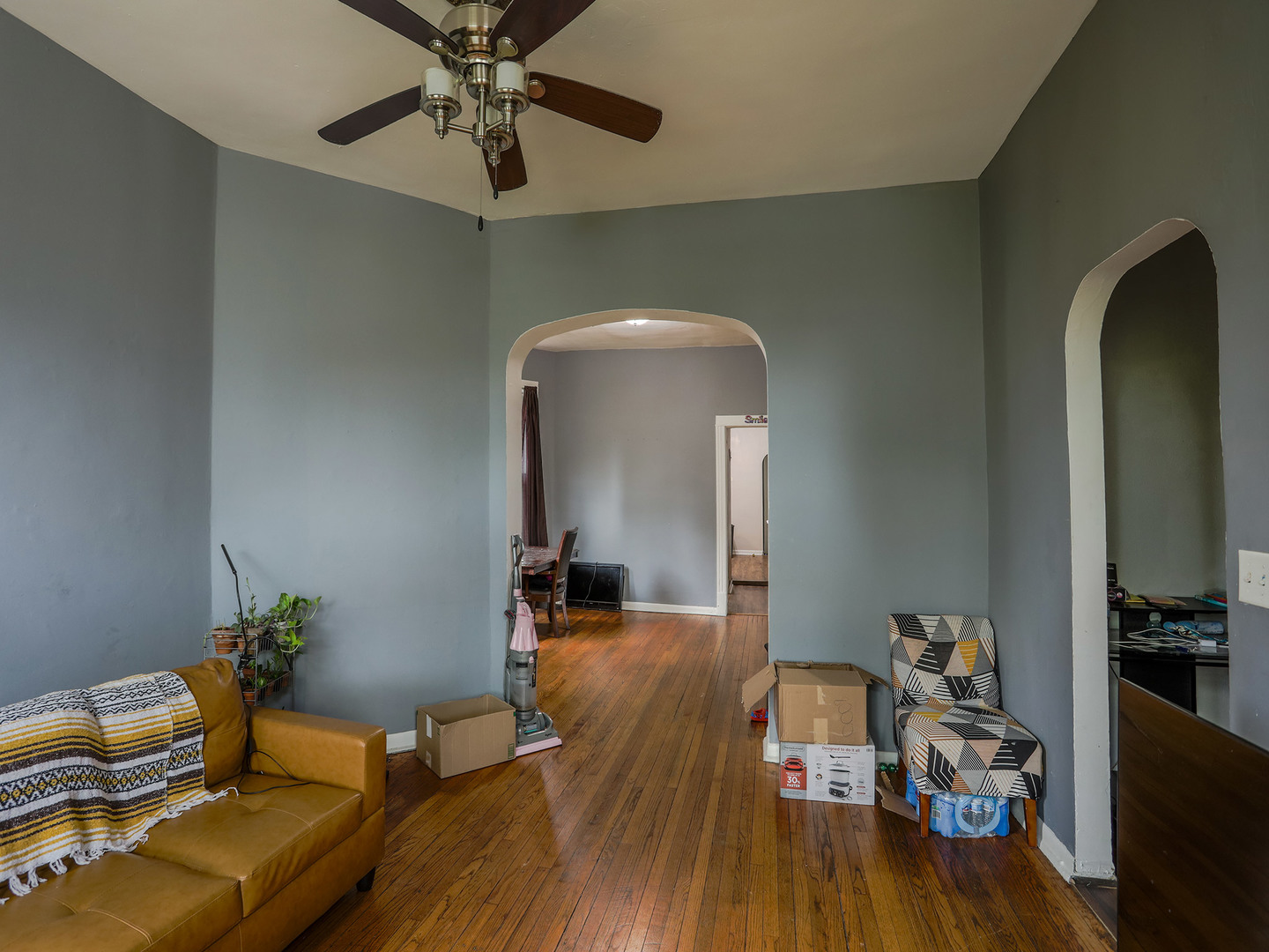 224 N Lockwood Avenue Property Photo 7