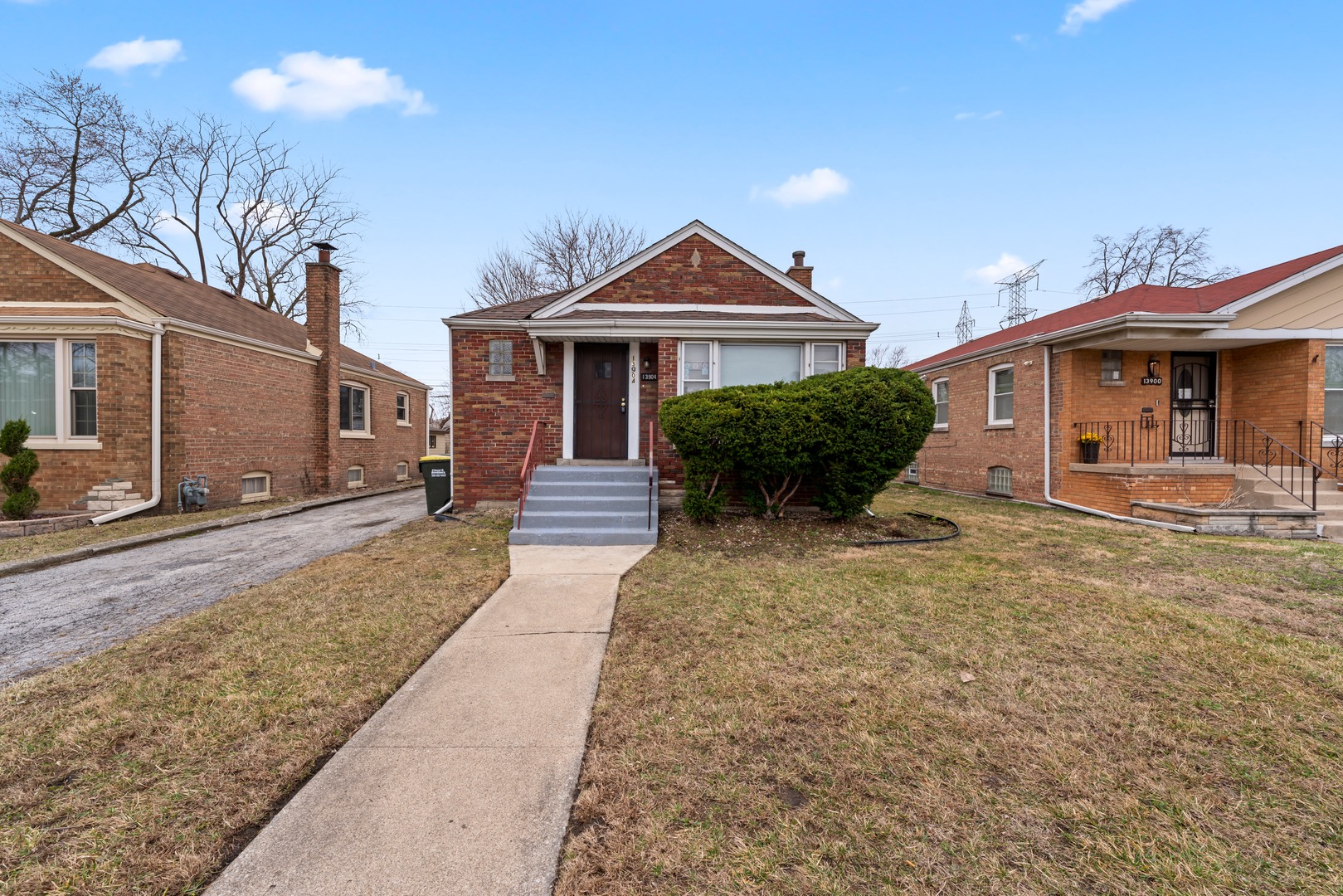 13904 S Tracy Avenue Property Photo 1