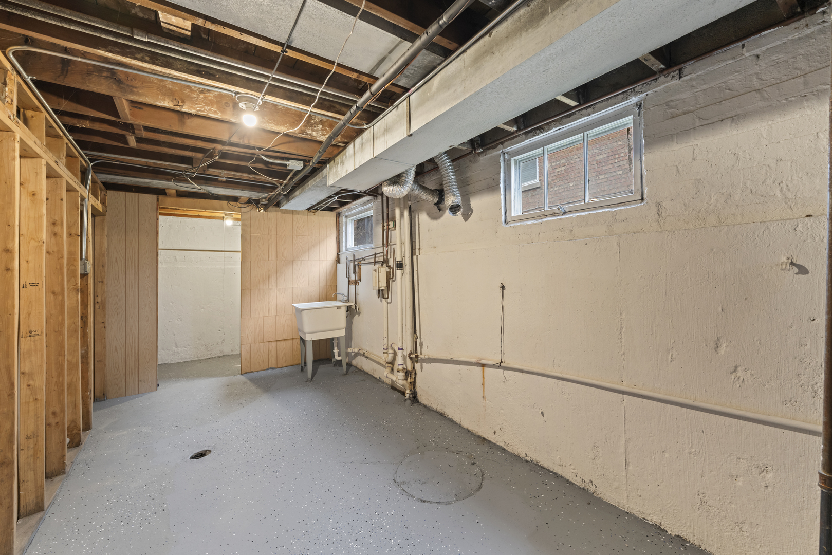 13904 S Tracy Avenue Property Photo 16