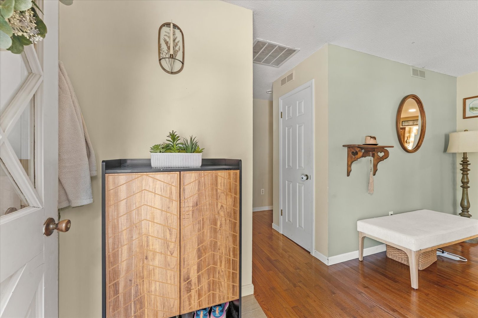 1617 Lake Shore Drive Property Photo 4