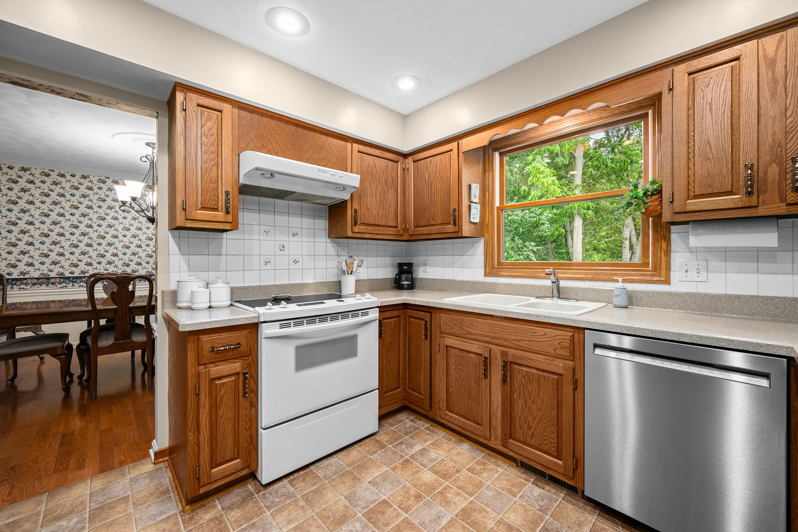 8513 17th Street Property Photo 11