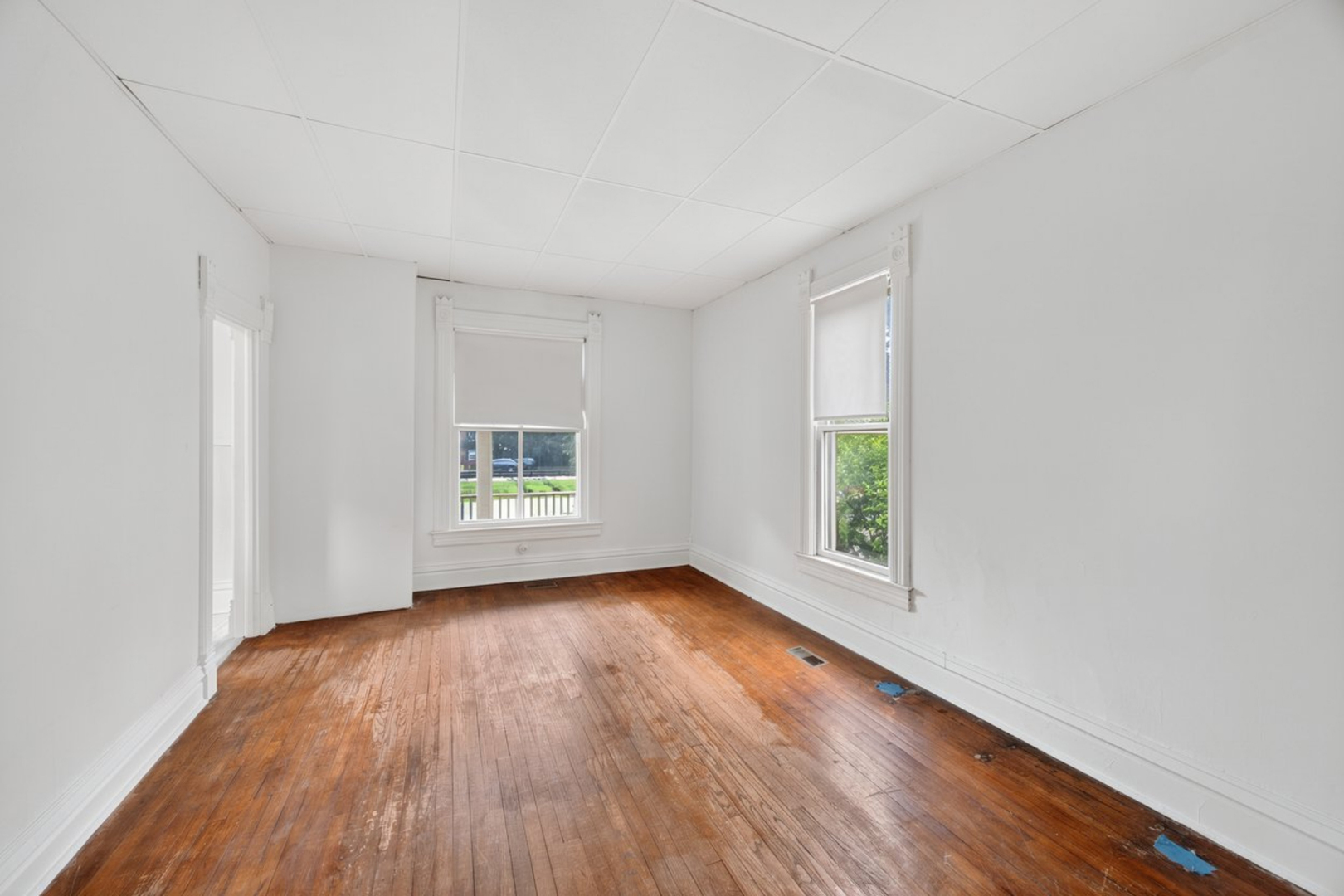 10644 S Walden Parkway Property Photo 3