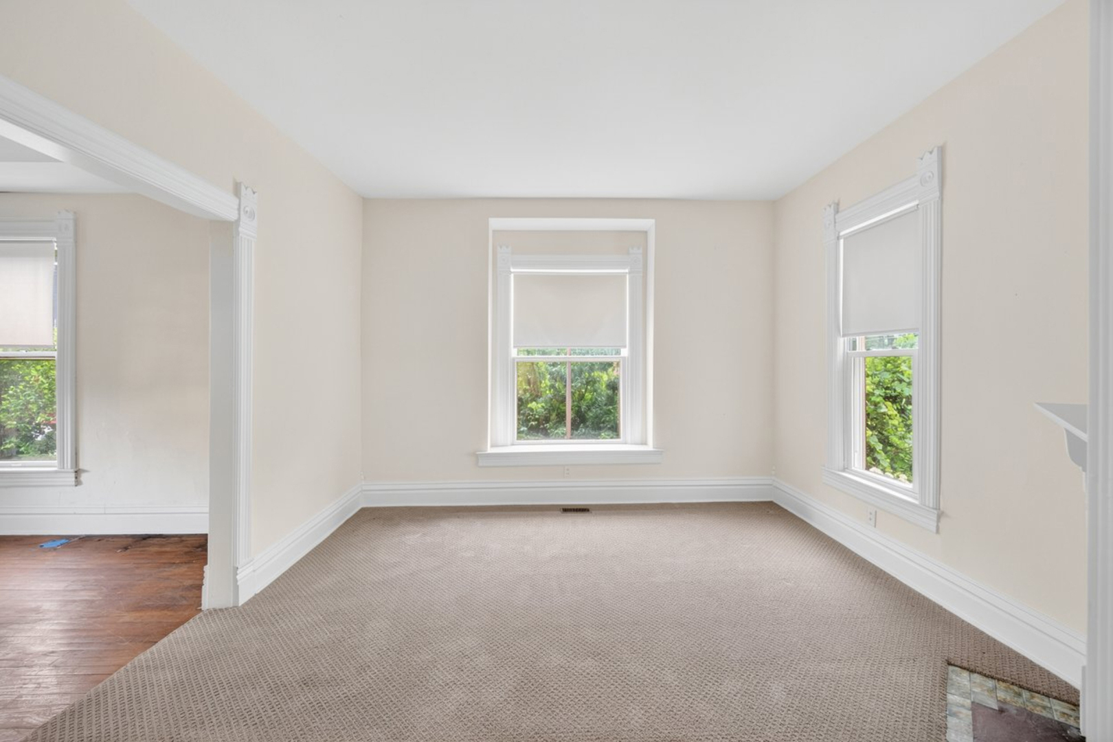 10644 S Walden Parkway Property Photo 5