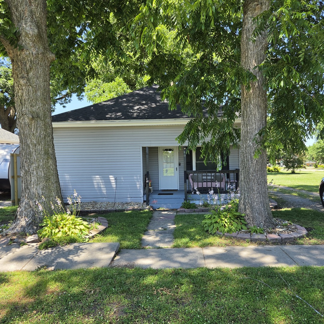 903 S Walnut Street Property Photo 2
