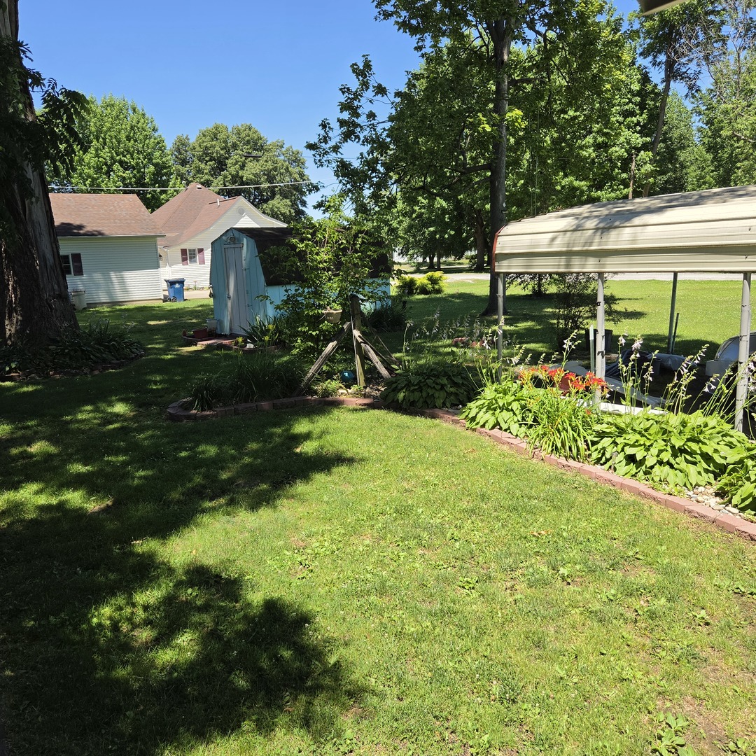 903 S Walnut Street Property Photo 6
