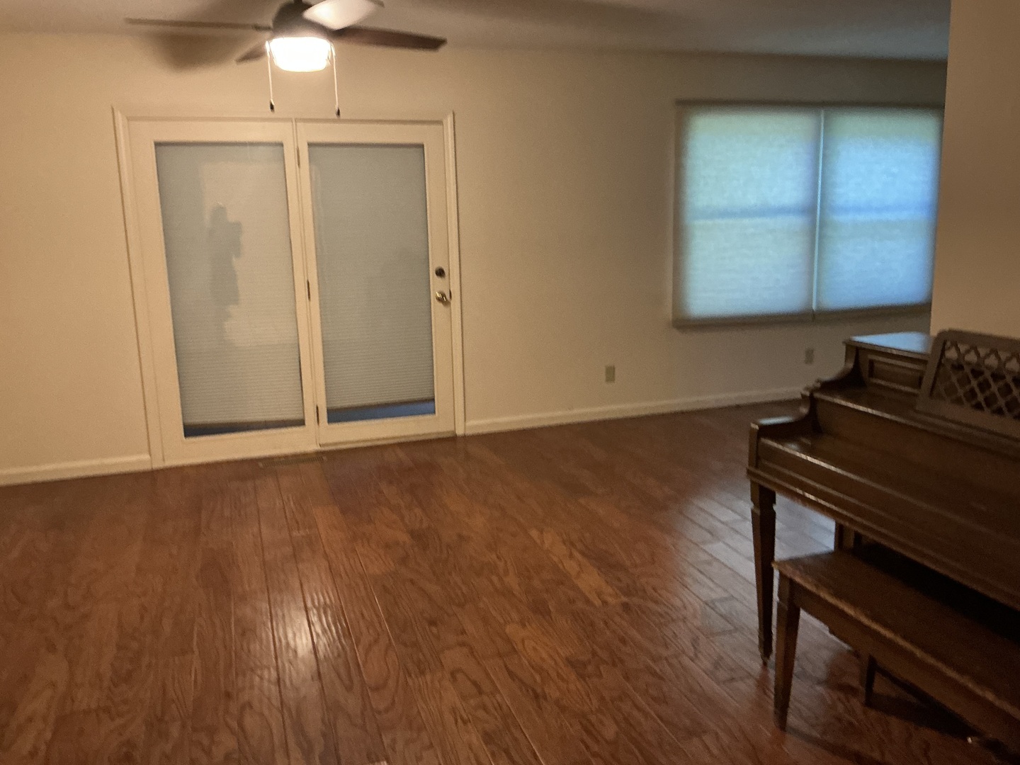2209 Grange Circle Property Photo 4