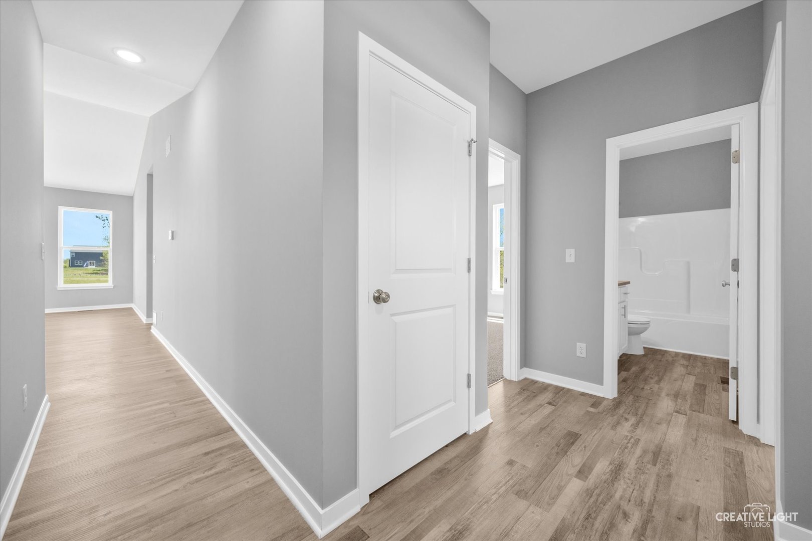 318 N Charles Street Property Photo 4
