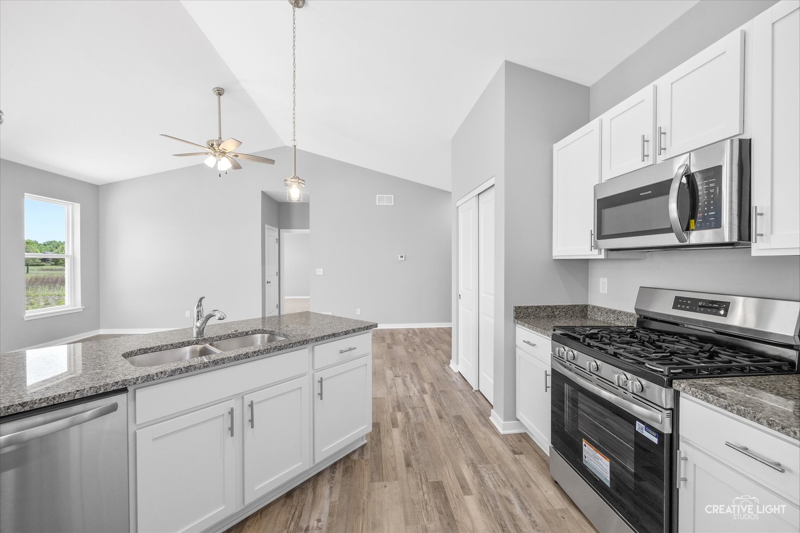 318 N Charles Street Property Photo 11