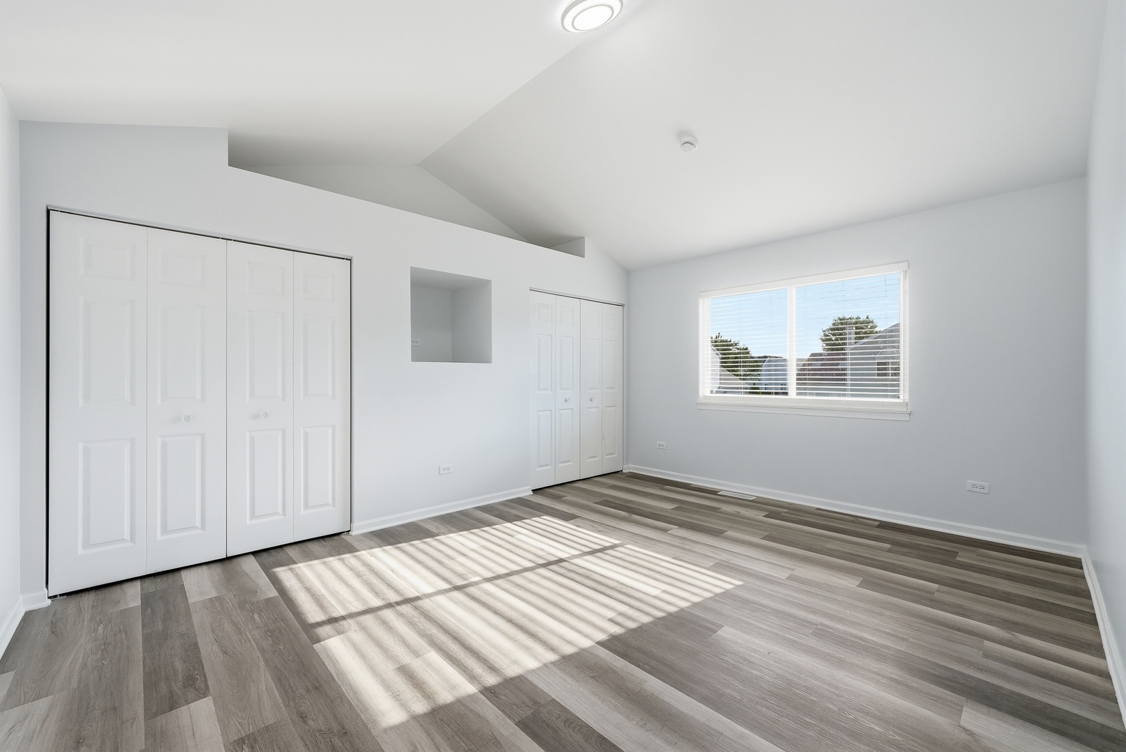 805 Thorn Creek Drive Property Photo 10