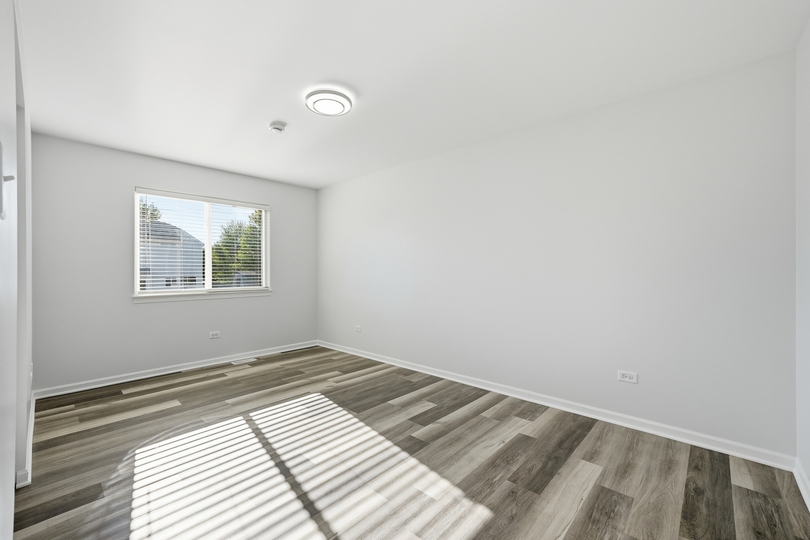 805 Thorn Creek Drive Property Photo 11