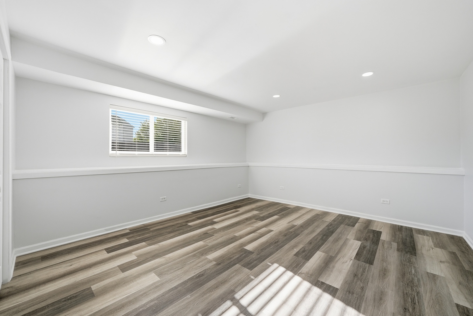805 Thorn Creek Drive Property Photo 16