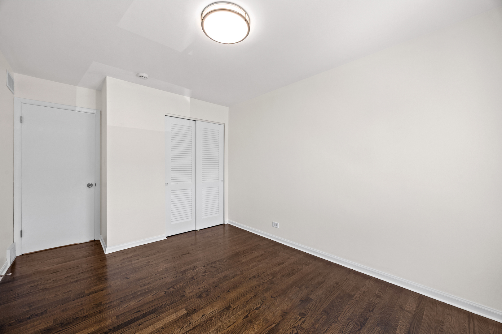 1615 W Greenleaf Avenue F Property Photo 13