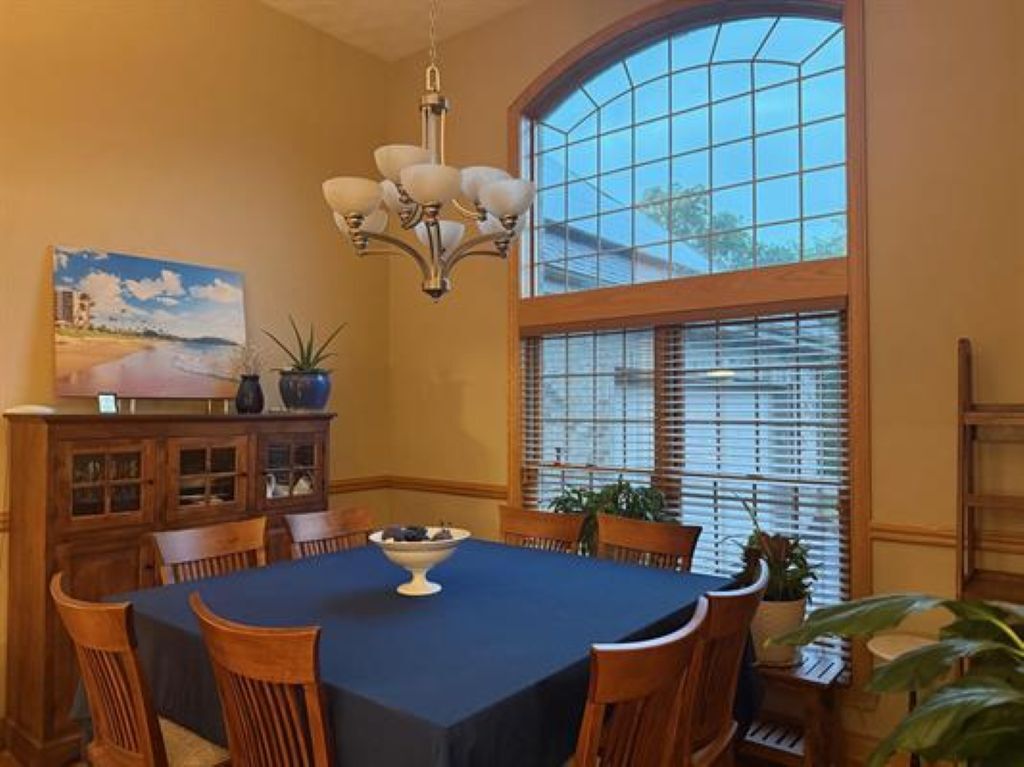 7310 Lone Cedar Trail Property Photo 11